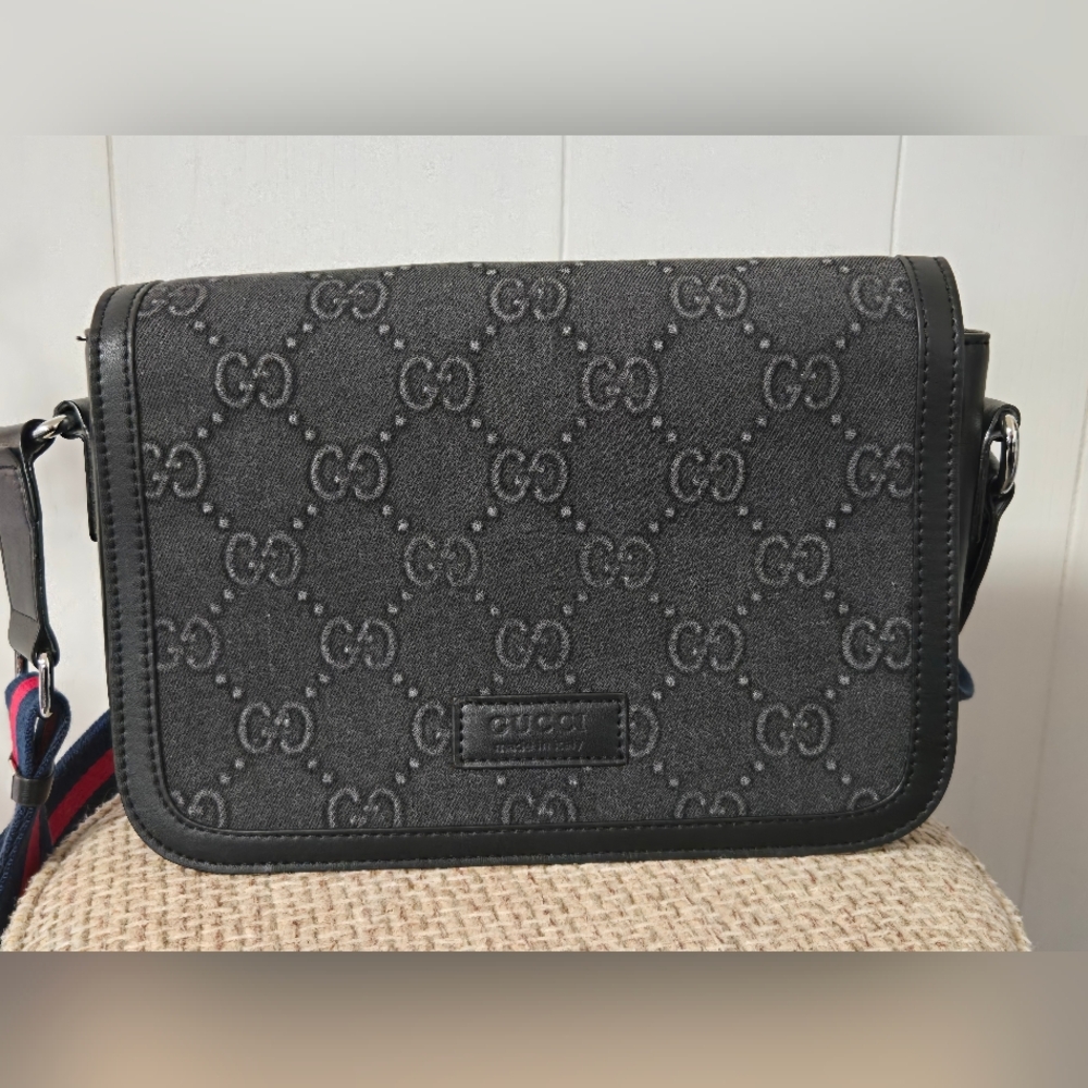 New Black Messanger Bag